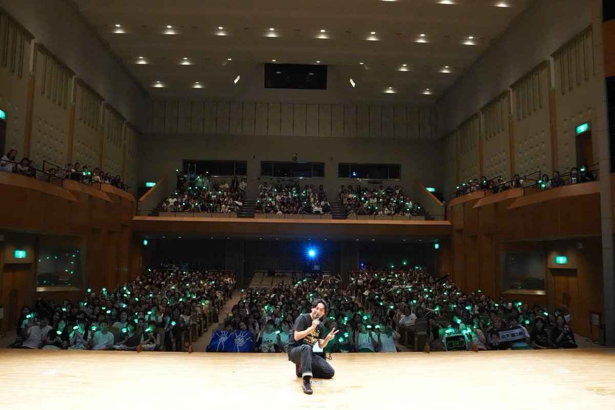 jsb3liveacc's tweet photo. #山下健二郎 TALK TOUR 2026 #𝗧𝗥𝗜𝗣
DAY-9  徳島・阿南市情報文化センター

本日のTRIPはいかがでしたか？
TRIPに参加したことで元気になったり活力になれば幸いです！

NEXT TRIP 〉〉〉 8.15 SAT ＠ TOYAMA
8/15(土)📍 富山・高岡市生涯学習センター

𝙍𝙚𝙖𝙙𝙮 𝙛𝙤𝙧 𝙩𝙝𝙚 𝙏𝙍𝙄𝙋? https://t.co/EOYWFIfYX2