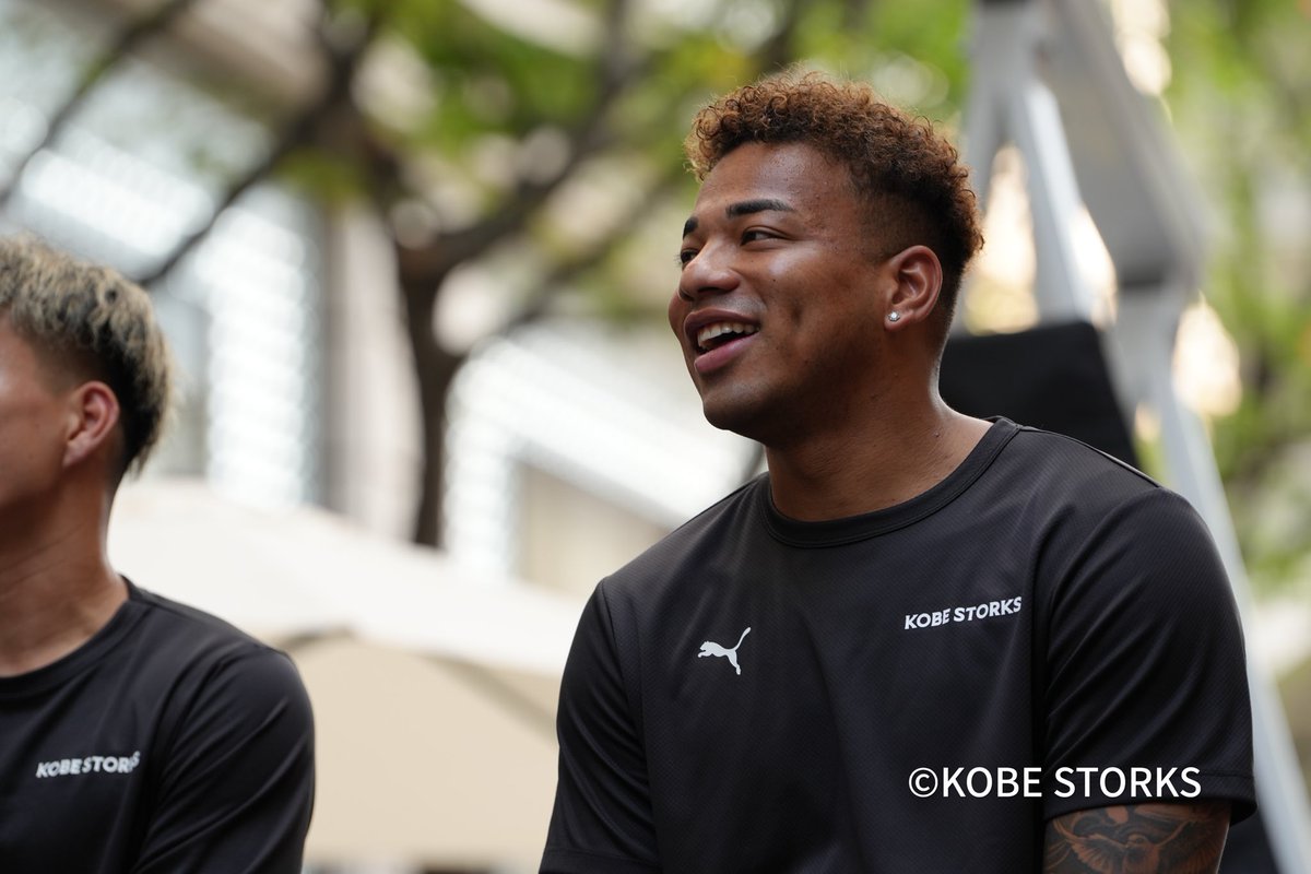 STORKS_OFFICIAL's tweet photo. ◤STORKS MOMENTS◢
「THE GATHERING ～ BLACK SAMURAI KOBE CAMP 前夜祭 ～ in 旧居留地」にて、

🎤 #3 小川麻斗 選手 
🎤 #8 八村阿蓮 選手
 🎤 #12 木村圭吾 選手
 
がトークセッションに参加しました🏀✨
会場へお越しいただいた皆さま、ありがとうございました！

#神戸ストークス
#STORKSPRIDE
#BLACKSAMURAI

 https://t.co/2Oq1Ji4CHK