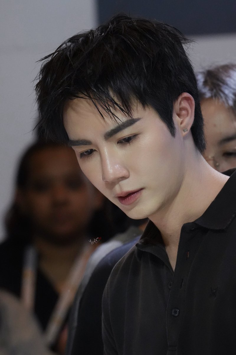 iicee_nrp's tweet photo. 🖤 02.08.26 🖤 

CEO หล่อมากกก

@zee_pruk #Zeepruk #SUPERSUN 
#SUPERSUNxSIAMCENTER 
#SUPERSUNPOPUP 
#SUPERSUNPOPUPINBKK https://t.co/35CHbtUYa7