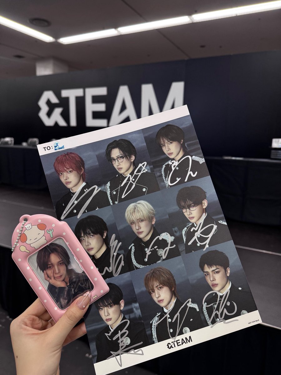 Janhaum's tweet photo. &amp;Teamとの縁の始まり🪄
いつも「楽園ゲーム」に付き合ってくれてありがとう🫶🏻

终于在Osaka和我的大狗狗合影啦

#andTEAM_K #ケイくん #케이 #andTEAM https://t.co/8Di2OQlV6I