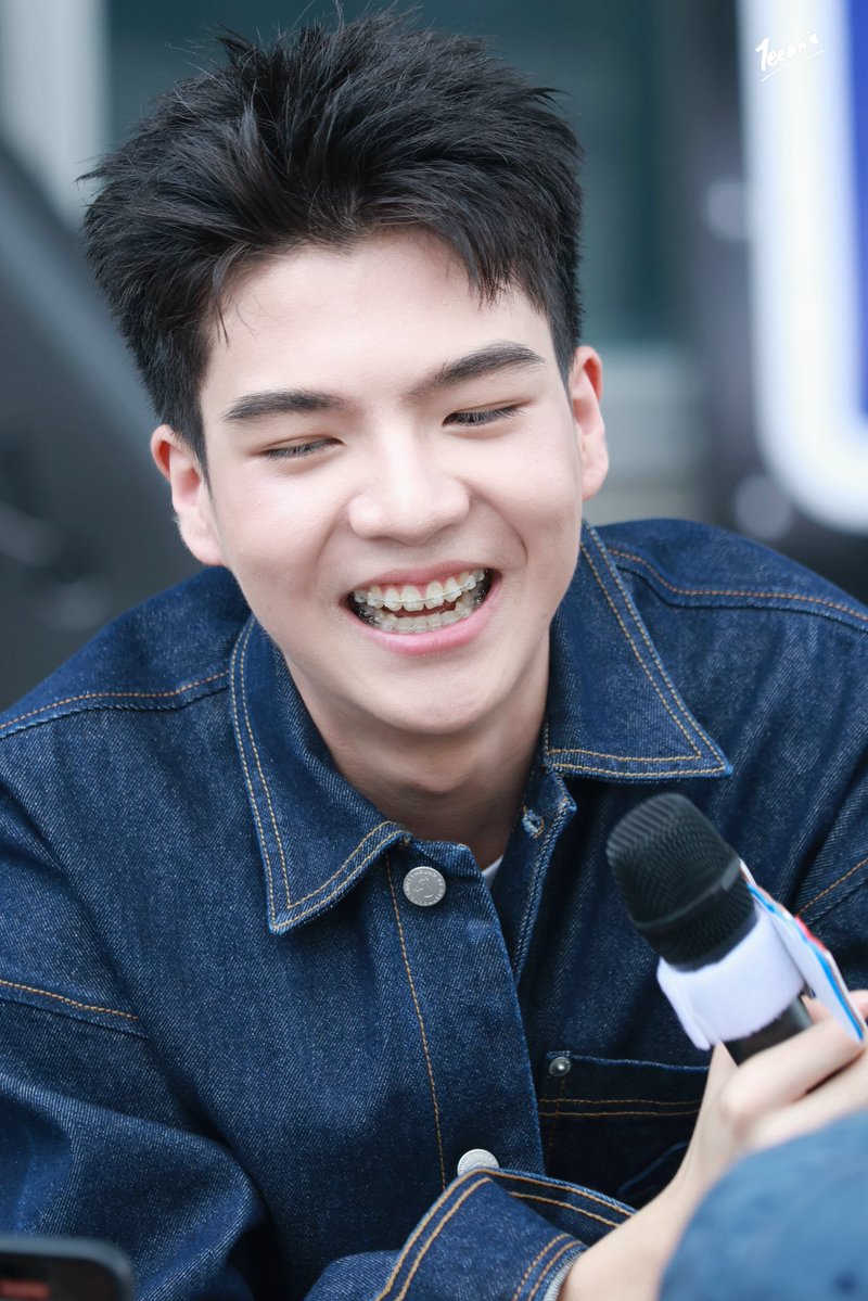 teenniiz36_'s tweet photo. จัดฟันหมอไหนน้อ ทำไมน่ารักจัง 🤏🏻🫶✨

OUR SECOND STORY WITH KPKT

#งานมหกรรมนิยายนานาชาติ2026xKenPaulKeaton
#keatonnst https://t.co/q8WMQOuevC