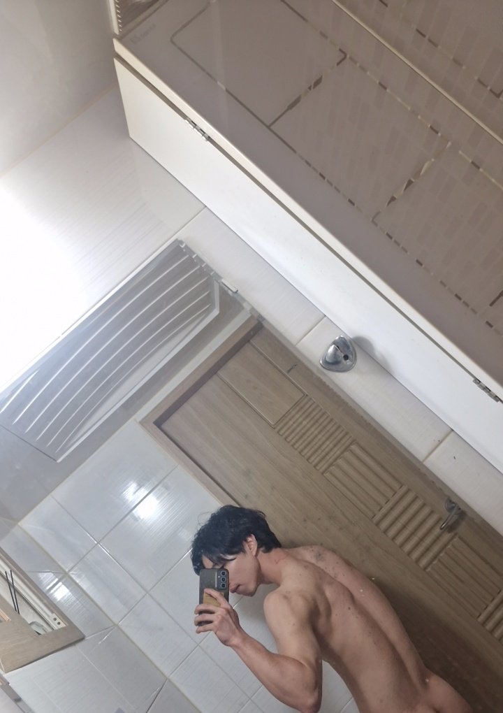 Didb635077's tweet photo. 섹스마렵네 선 디엠줘봐 디엠 막힘 https://t.co/9Unt5hn1D4