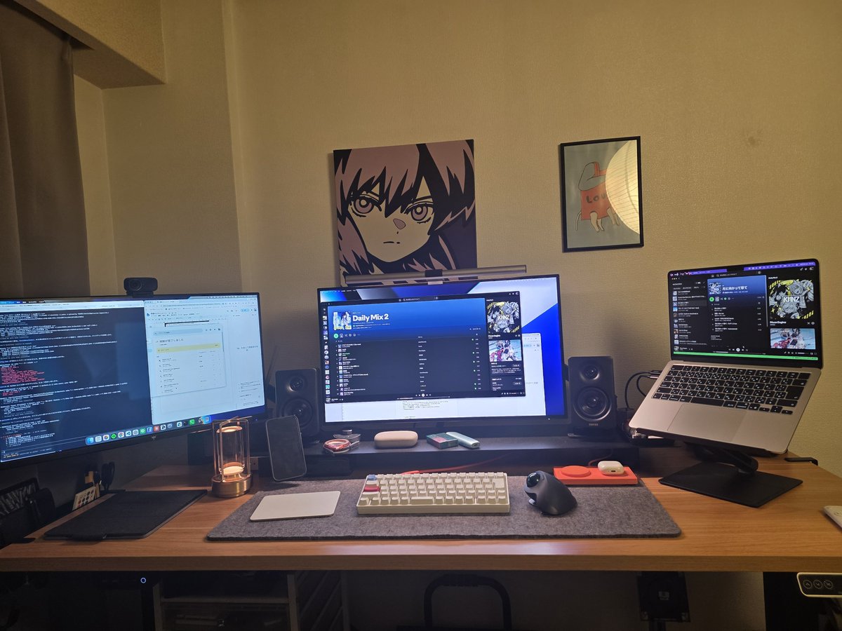 Shota_nospoon's tweet photo. なんか臨時収入結構はいってきたから
パソコン新調と、ついでにモニターとかスピーカーとか一式買い換え

控えめにいって仕事頑張れそう https://t.co/8MR7djPupD