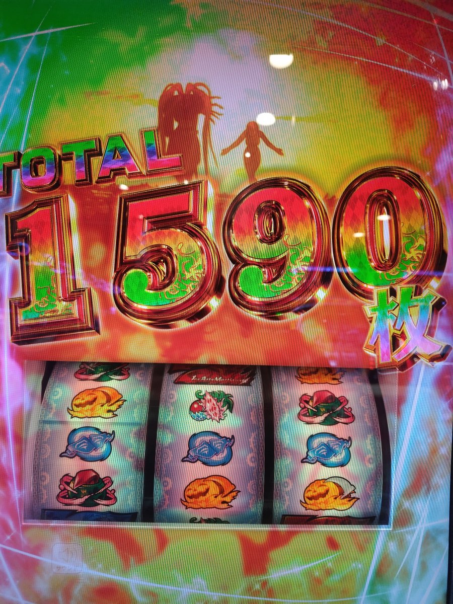 moribom's tweet photo. からサー2で7800枚、1は全然だったのに��評の2でサクッと出すwただしED中に強チェ3回の無駄引き、抜け後1Gにも強チェ…パチスロあるあるってレベルじゃねえぞ！
やはりこの台にもレア弾きプログラムが搭載されてたか（頭にアルミホイル） https://t.co/MTw8wsPyDk