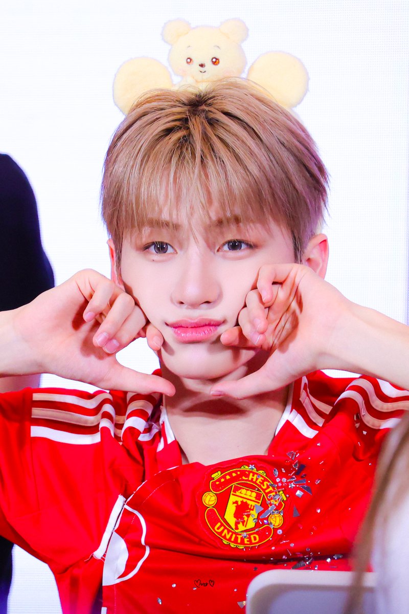 bluemingtws's tweet photo. 260731 
#투어스 #TWS 
#JIHOON #지훈 #한지훈 https://t.co/2eP4DjI9Vn