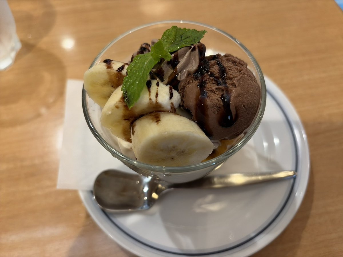 sakura39yo5's tweet photo. 後輩ちゃんたちとご飯とか行ってきた！

昼も夜もお土産のおこぼれで中華🥟

急に入れてもらってありがとうだった😭 https://t.co/KUI04ER9mg