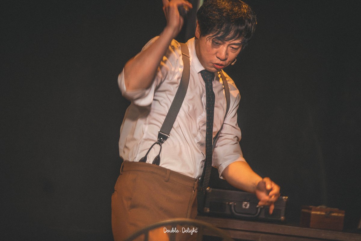 lost4amsleep's tweet photo. 260728 미드나잇
비지터 #박유덕 https://t.co/HsrG25otfP
