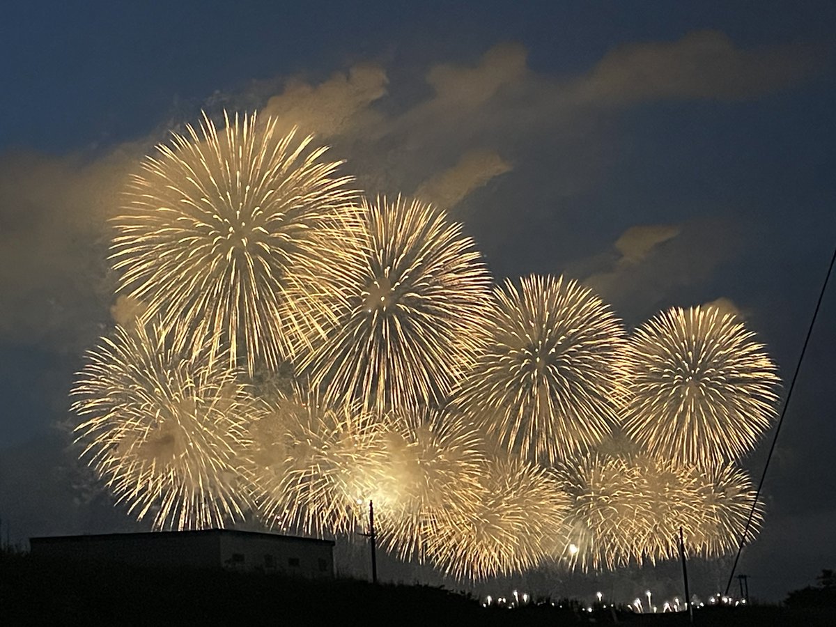 ss_4082's tweet photo. 今年も始まりました。長岡花火。
#すら旅 https://t.co/QC70zoqiFA