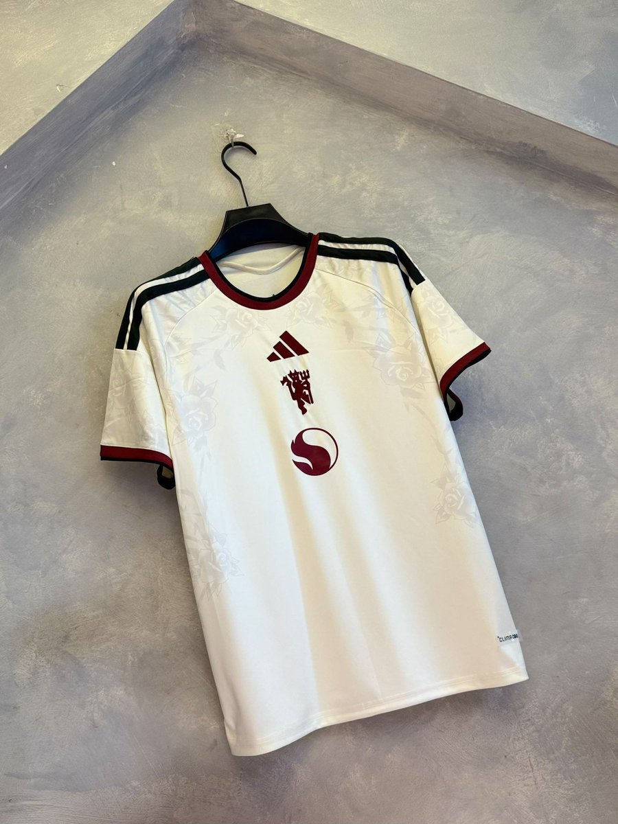 He_isAJ's tweet photo. Some Unreal 26/27 Season Jersey 

🏷️ N18,000

Quote the ones you want when you see this https://t.co/mX7CCspllk