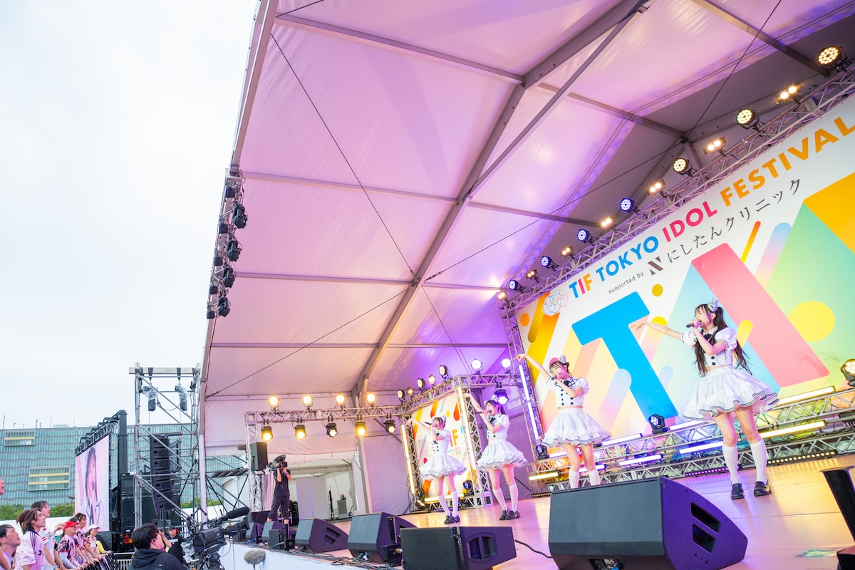 natalie_mu's tweet photo. ◤「TIF」ライブレポート（写真14枚）◢
わーすた、
最後の「TIF」で万感の思い込めたステージ

「たくさんお世話になりました」
https://t.co/QFAKuC992D

#TIF2026 #わーすた https://t.co/kGBSs32RZi