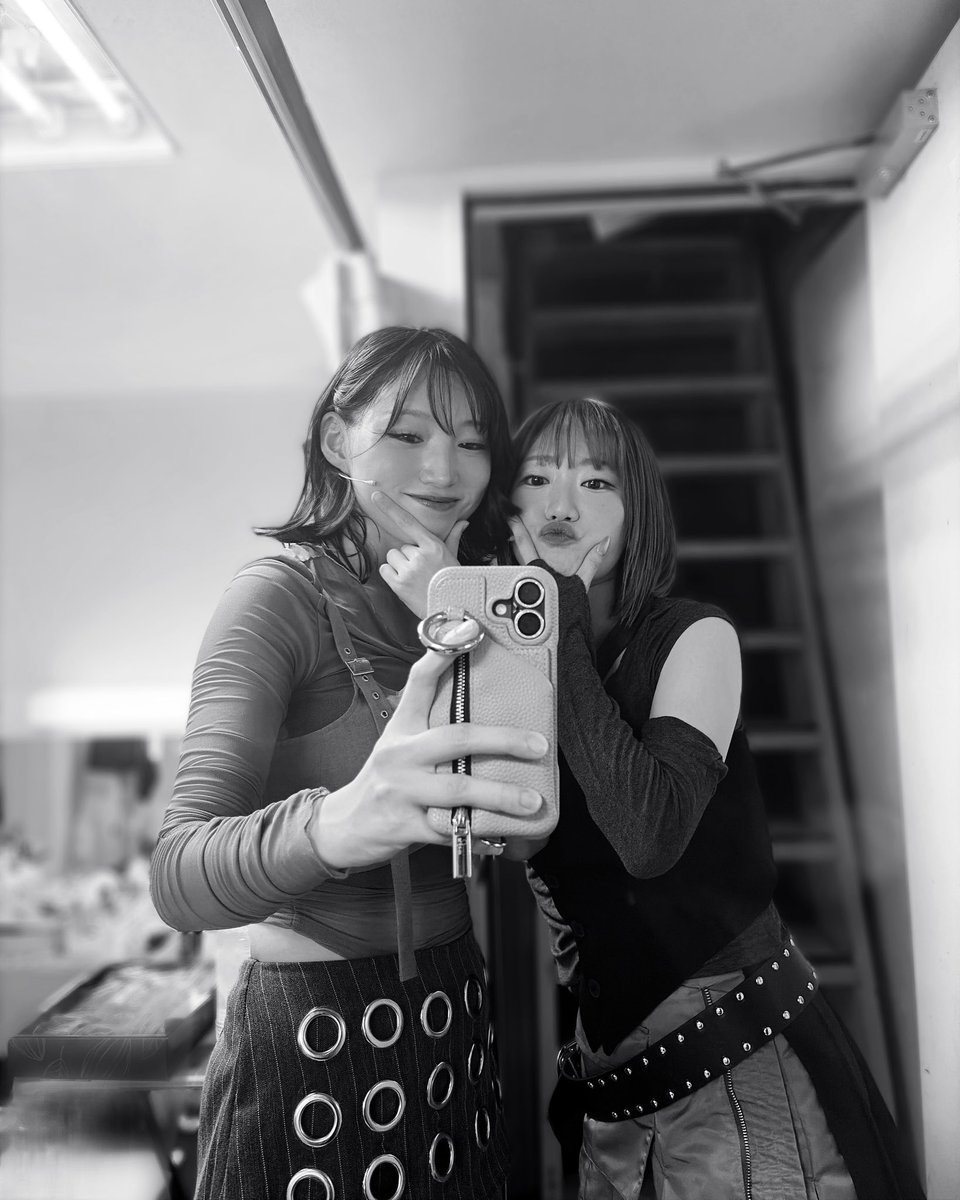 yuuriso_1201's tweet photo. ✶HER-IZON WORKS Project
vol.1「#IDOLTIME」
千穐楽を迎えました！

ご来場くださった皆様
誠にありがとうございました。

マコ役の菜々香さんと🎶
カッコよくもあり、かわいくもあり、面白くもあり、劇中通りに尊敬しています🫣
今後ともついていきます先輩！

またいつか…！

#HWPJ https://t.co/6KxalaEt7B