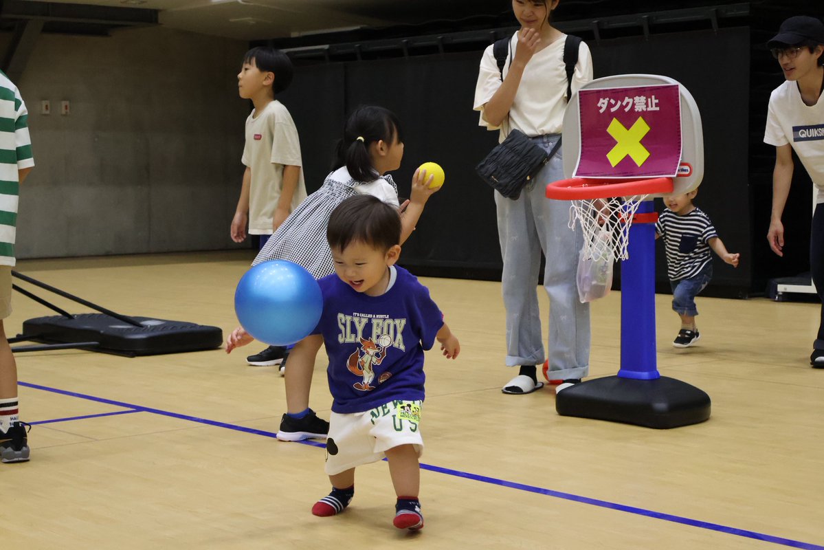 firebonds's tweet photo. 本日は #ボンズの夏祭り にご来場いただき、ありがとうございました🏮💜🎶

あいにくのお天気にもかかわらず、約1,500名を超える皆さまにご来場いただき、初開催となった「ボンズの夏祭り」は予想を上回る大盛況となりました👏✨

ブースターの皆さまはもちろん、地域の多くの皆さまにもご来場いただき、福島ファイヤーボンズを知っていただく機会となりました😊

ご来場いただいた皆さま、そしてイベントにご協力いただいた皆さま、本当にありがとうございました！

次は公開練習、そしてTOHOKU CUPでお会いできることを楽しみにしています🏀

#firebonds
#福島ファイヤーボンズ