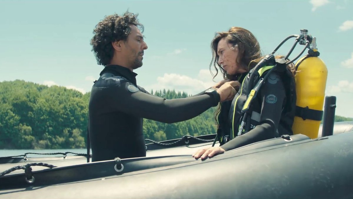 FrogwomanOrg's tweet photo. A male police diver shows a female detective how to scuba dive. She quickly gets in trouble...
The video can be found on my site:
https://t.co/F98BafIi5W
#scuba #diving #scubadiving #femalediver #scubaperil #frogwoman #lake #learningscuba https://t.co/ftLNJnVXhA