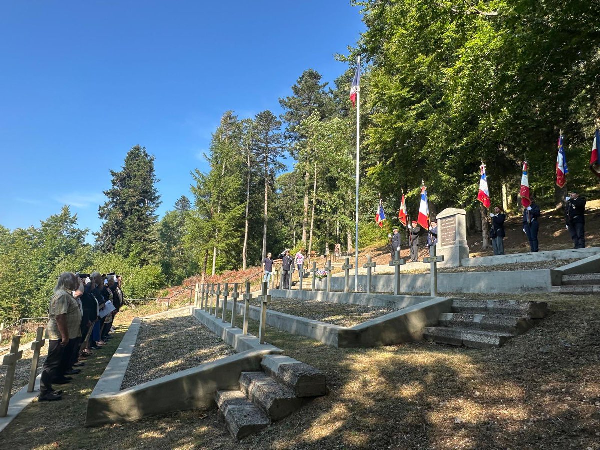Image de Préfet du Haut-Rhin - 🇫🇷 Cérémonie organisée par le Souvenir Français à la nécropole nationale militaire du col de Saint