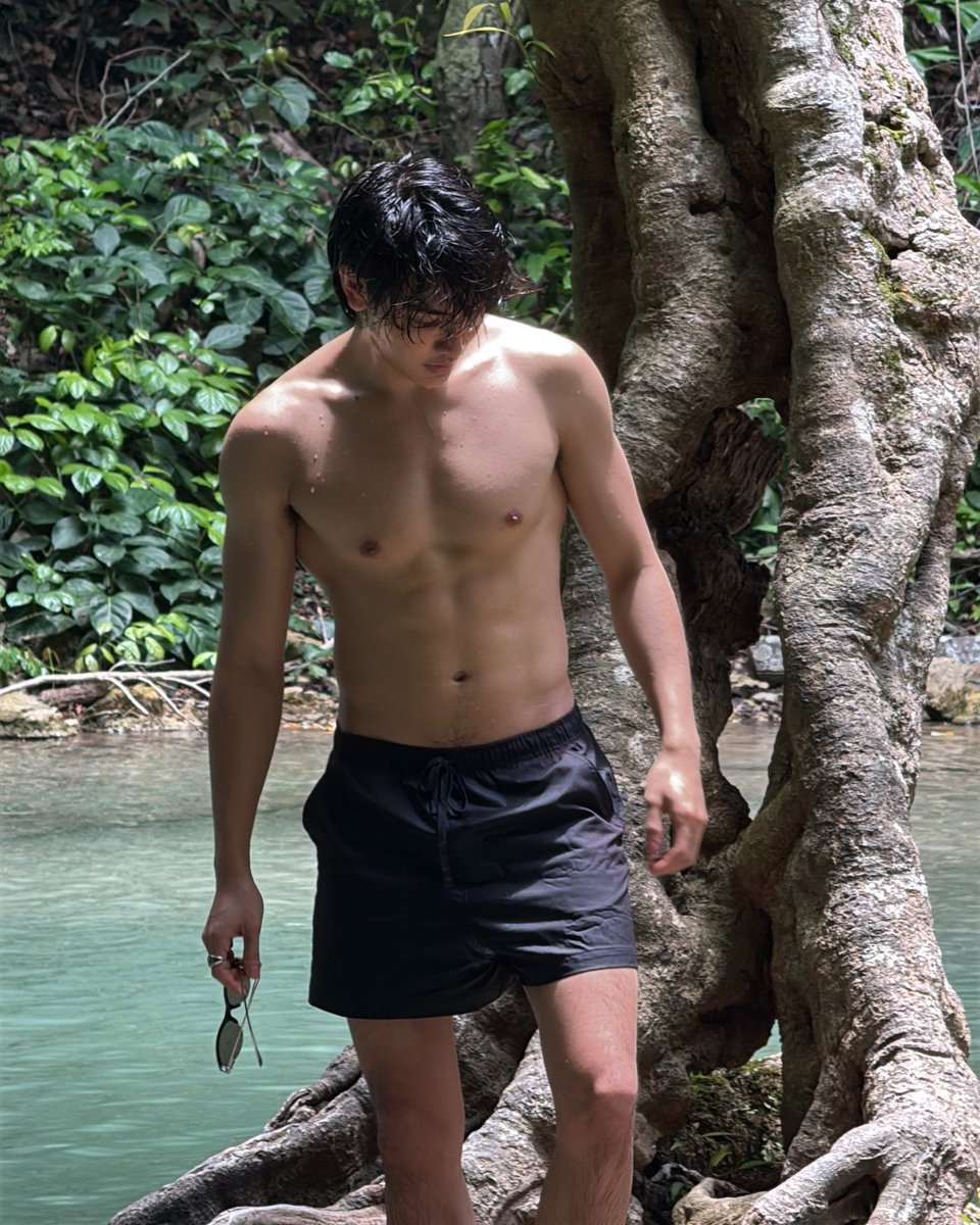 cenrcj's tweet photo. 🌴🏊🏻‍♀️ https://t.co/dQ1GQjcePc