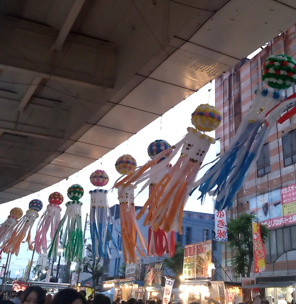eriii3255's tweet photo. 近くに住んではいながらはじめて来たキララまつり🌠 https://t.co/fO1aTHTZmo