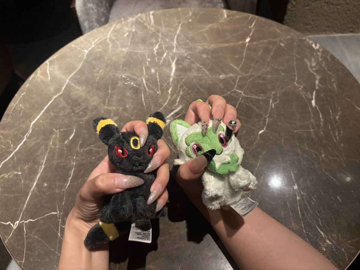 O125xy's tweet photo. 可愛い🖤💚 https://t.co/ZUnd4ai0xR