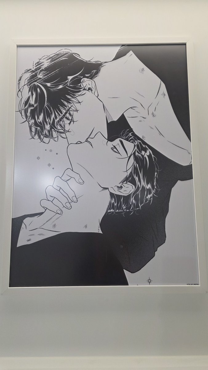 lolol614's tweet photo. 오늘 마무리는 외사랑과 함께!
작가님 사인도 받고 너무 행복함ㅎㅎ
한주 마무리를 이렇게 행복하게 할 수 있나💕

#외사랑 #탁류 #금기 #모펀 #콜라보카페 https://t.co/bEuHyTthCo