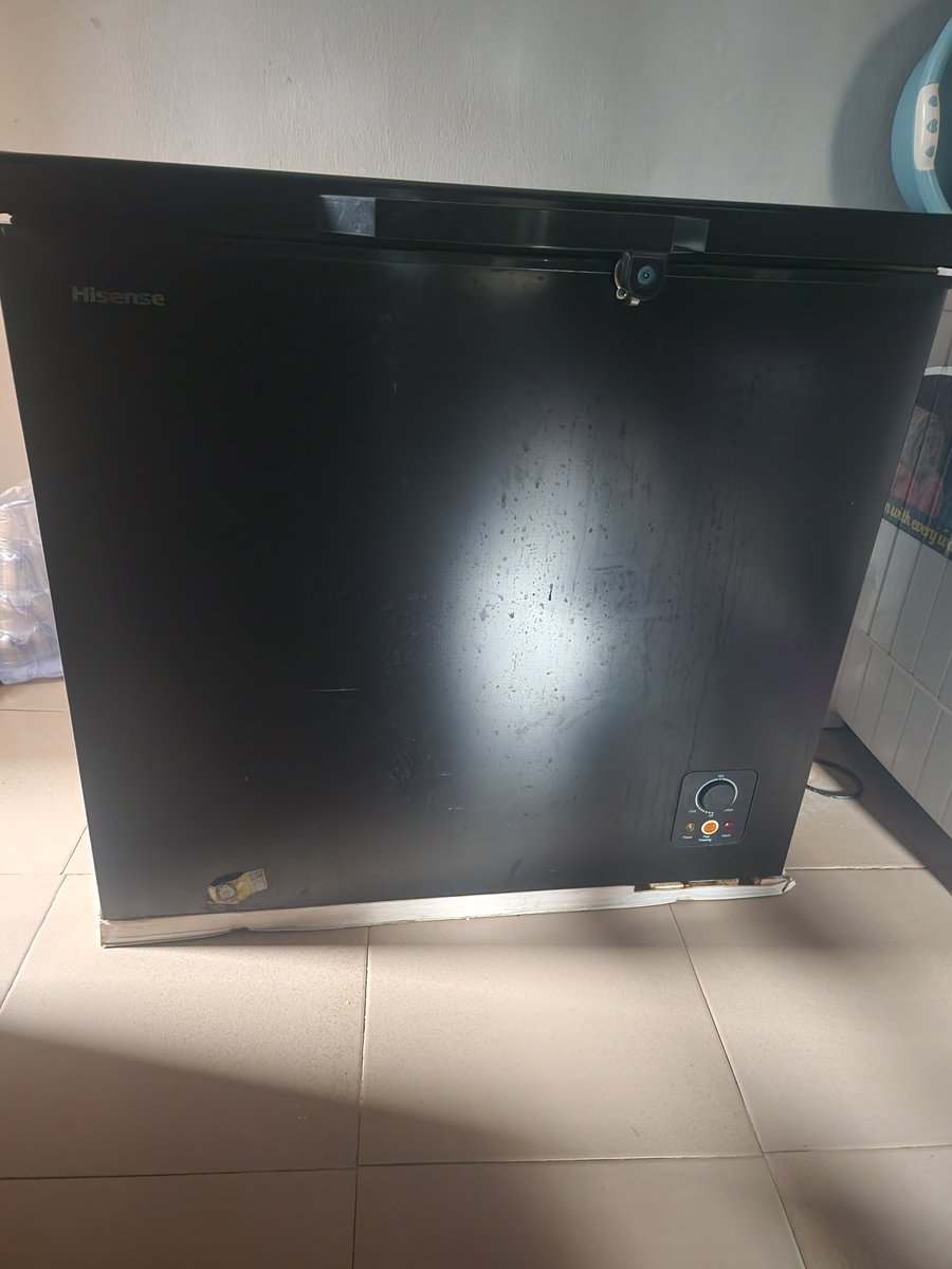 Dayo4Dayo's tweet photo. Home appliances for quick grab up...
They are all working perfectly 👌 
Neat and perfect..
Deep freezer-220k
Ox Fan-90k
Location-osogbo,osun state. https://t.co/GQE2TPGCI2