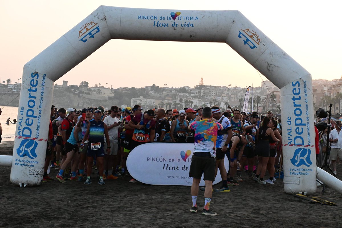 turismo_Rincon's tweet photo. 🎽 ¡Anoche se disputó una de las pruebas más icónicas de Rincón de la Victoria, el IX Trail Nocturno La Jábega.
🏆¡Enhorabuena a todos los participantes! 👏🏻
#RincónEsDeporte #LlenoDeVida https://t.co/hvabPusTtd
