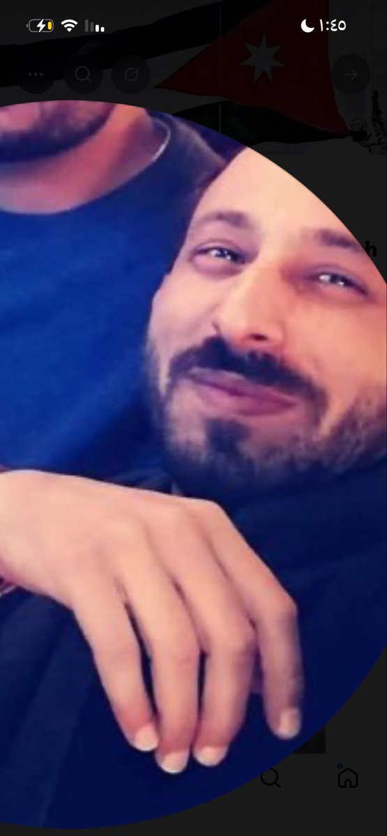 yda199's tweet photo. @jordan19868 كسخت وجهك تقول حلزون بالصوره https://t.co/Vuo0XSjBxl
