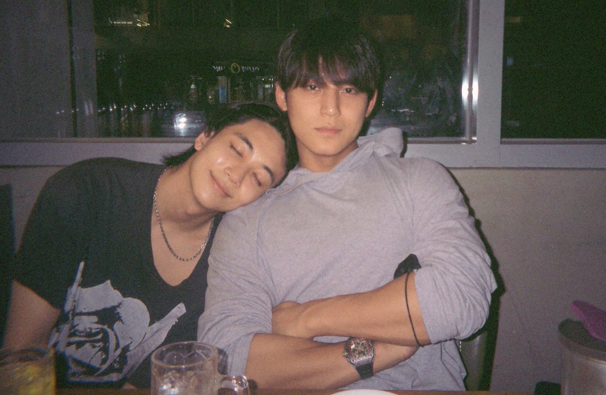 wonubliss's tweet photo. jeonghan and mingyu 🥹🎞️ https://t.co/a6tC8UlhfG