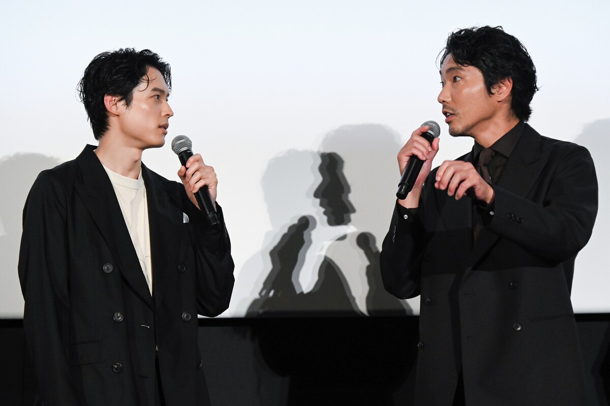 natalie_mu's tweet photo. ❏ 舞台挨拶レポート（写真13枚）❏

SixTONES松村北斗🦢🦇
“ドンじらけ”を恐れながら
映画「白鳥とコウモリ」の見どころ熱弁
https://t.co/0TGAzT0fF3

常滑市民の演技を大絶賛
「お芝居がうまいうまい！」

#映画白鳥とコウモリ #松村北斗 https://t.co/oBtIVYcXkK