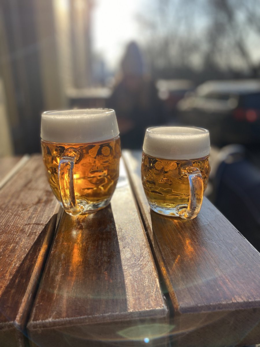 PintsDrank's tweet photo. Crouch &amp; Defoe. https://t.co/2or1BxpswZ