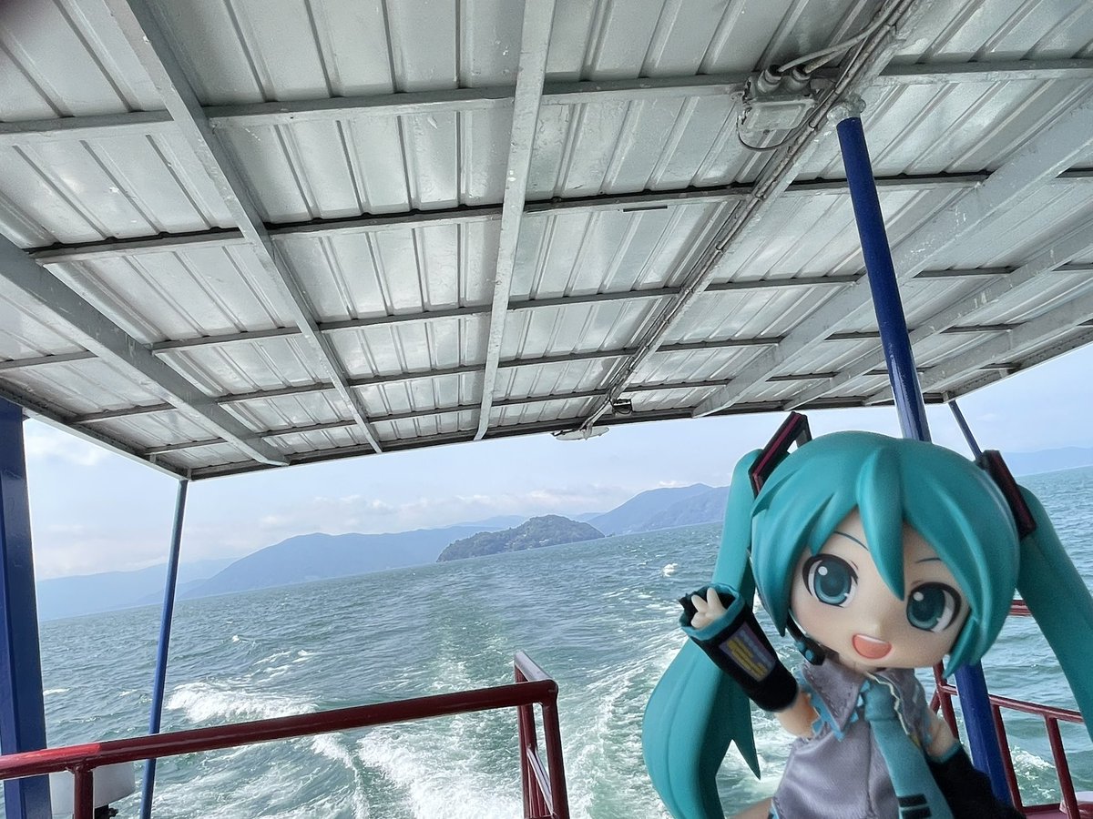 kou3939's tweet photo. 竹生島にミクさんと行って来ました。 https://t.co/CfUzAApQq0