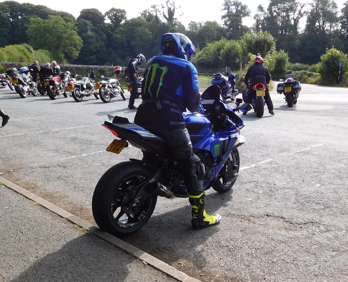 justChris2 🏍 tweet media