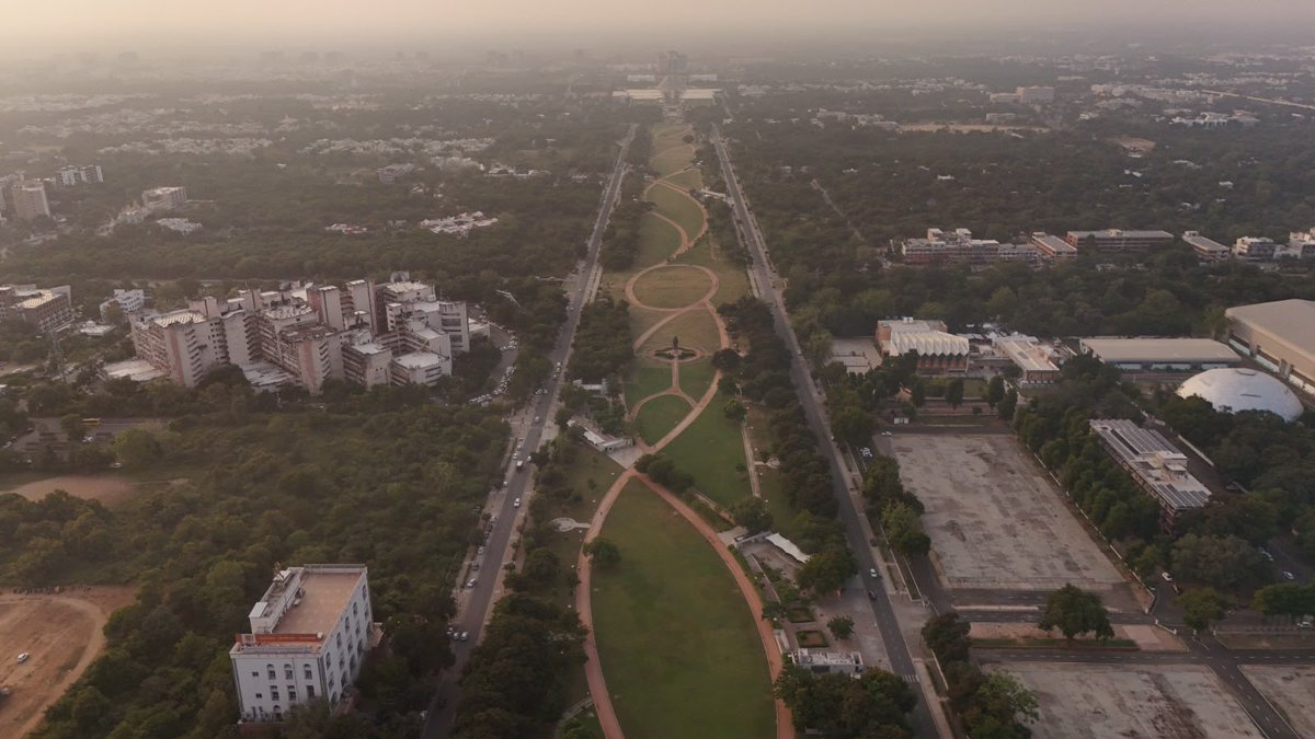 DeshGujarat's tweet photo. Gandhinagar Turns 61: History, Planning and Growth of Gujarat's Capital
https://t.co/jW2kzmFRdb https://t.co/fxN8O73esY