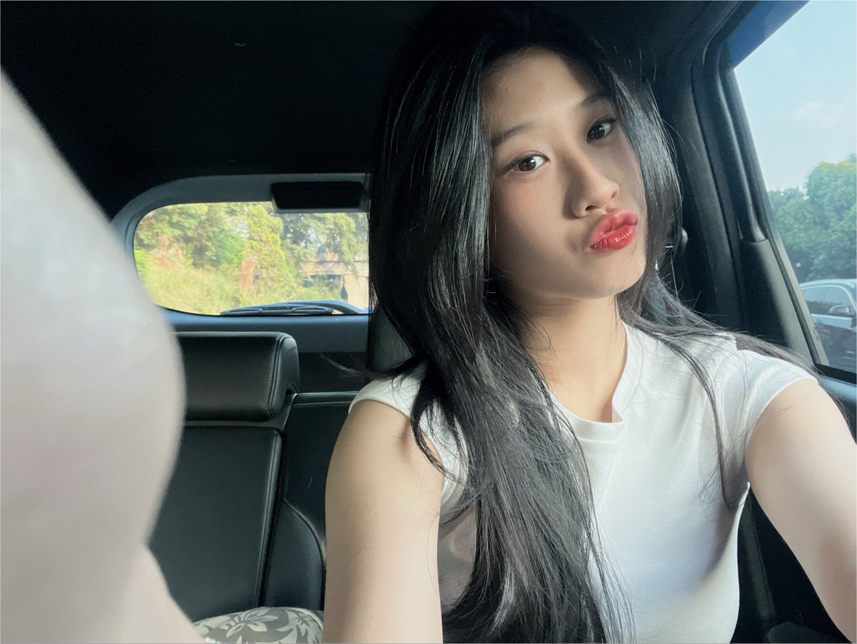 Rilly_JKT48's tweet photo. Papppp❕lupaa ak punya fto inii😚 https://t.co/lQ5AnQFwgv