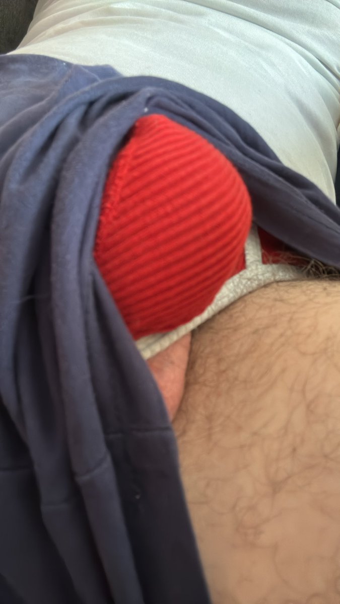 toti9816's tweet photo. Regardez qui est de sortie 😈
#gayfr #frenchgay #bitegay @FrenchiesCocks https://t.co/s3wVIvsVe7