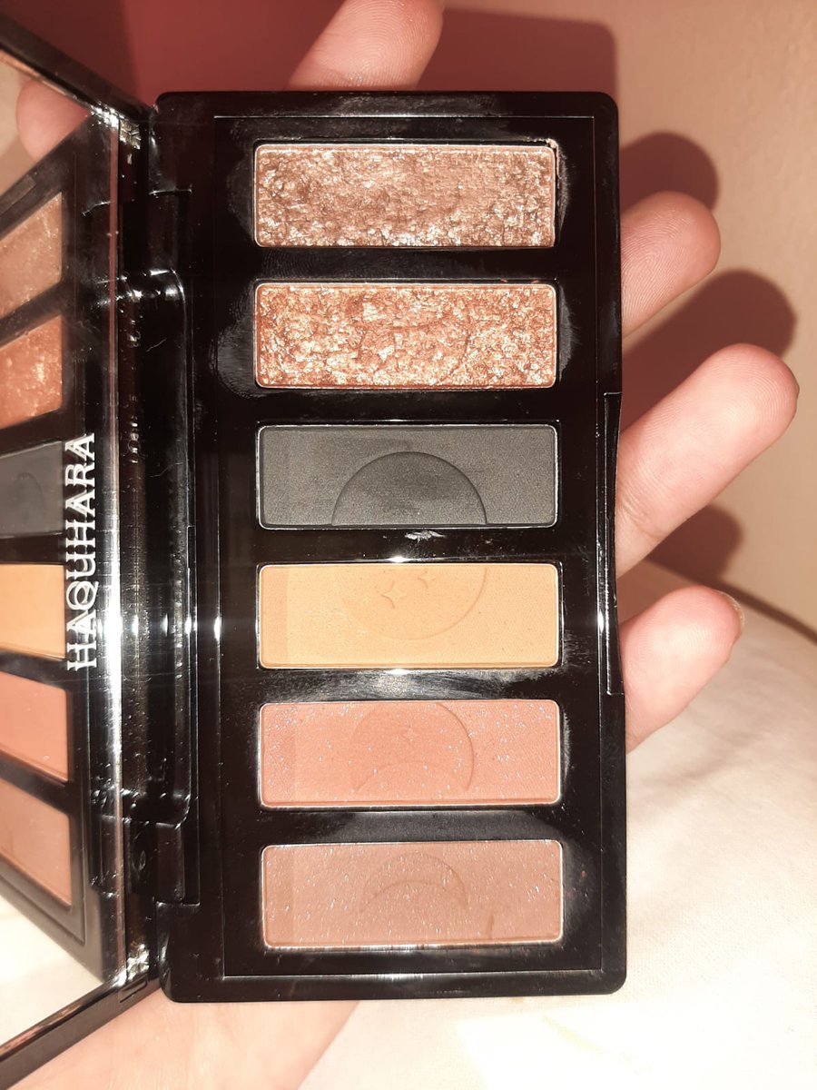 ccptivated's tweet photo. WTS Eyeshadow Palette Makeup, 150k HAQUHARA Moonspire Eyeshadow Palette - with Nnadia Browny Look, baru dipakai sekali dua kali, dom semarang https://t.co/d6Pgq9LrOy