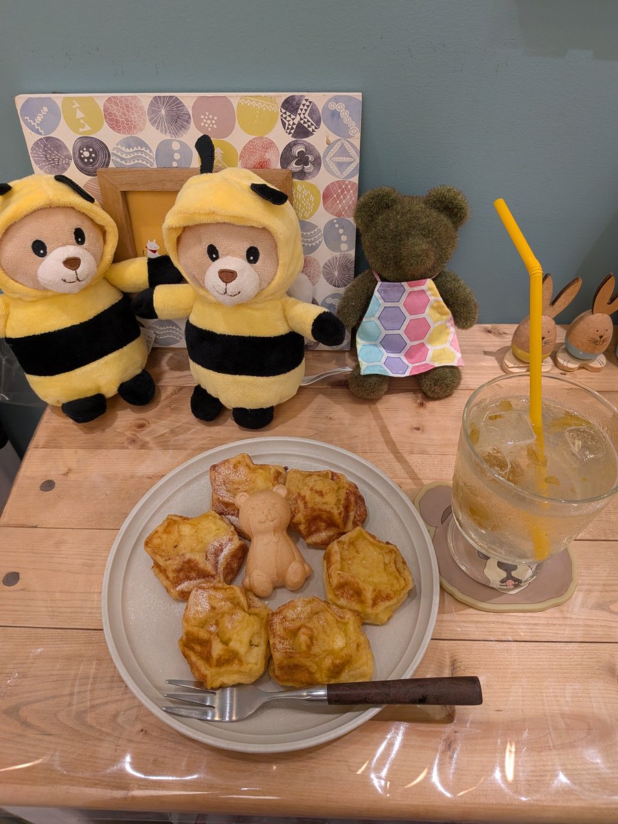 Ysweets3's tweet photo. 可愛らしいカフェに行きました❤️ https://t.co/CbEFII11fX