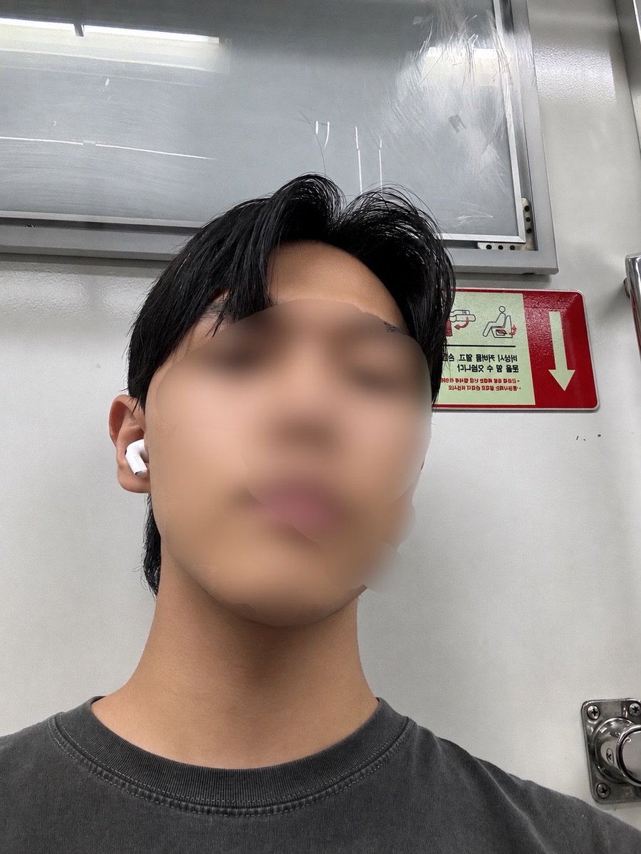 Xct8am's tweet photo. 느좆남 https://t.co/qSiCwfq3DF