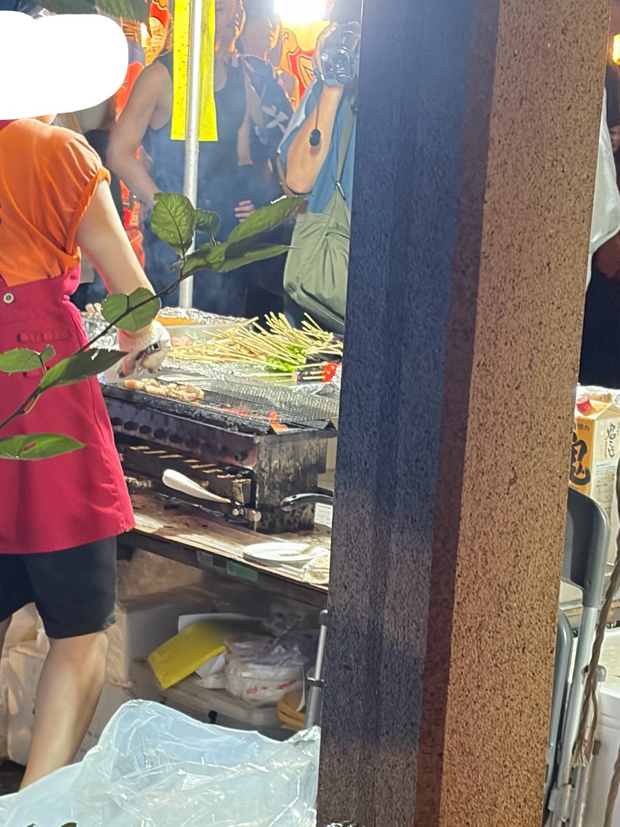 r13r32's tweet photo. 焼き鳥屋態度悪ぎて草 https://t.co/9V1JVaMv4S