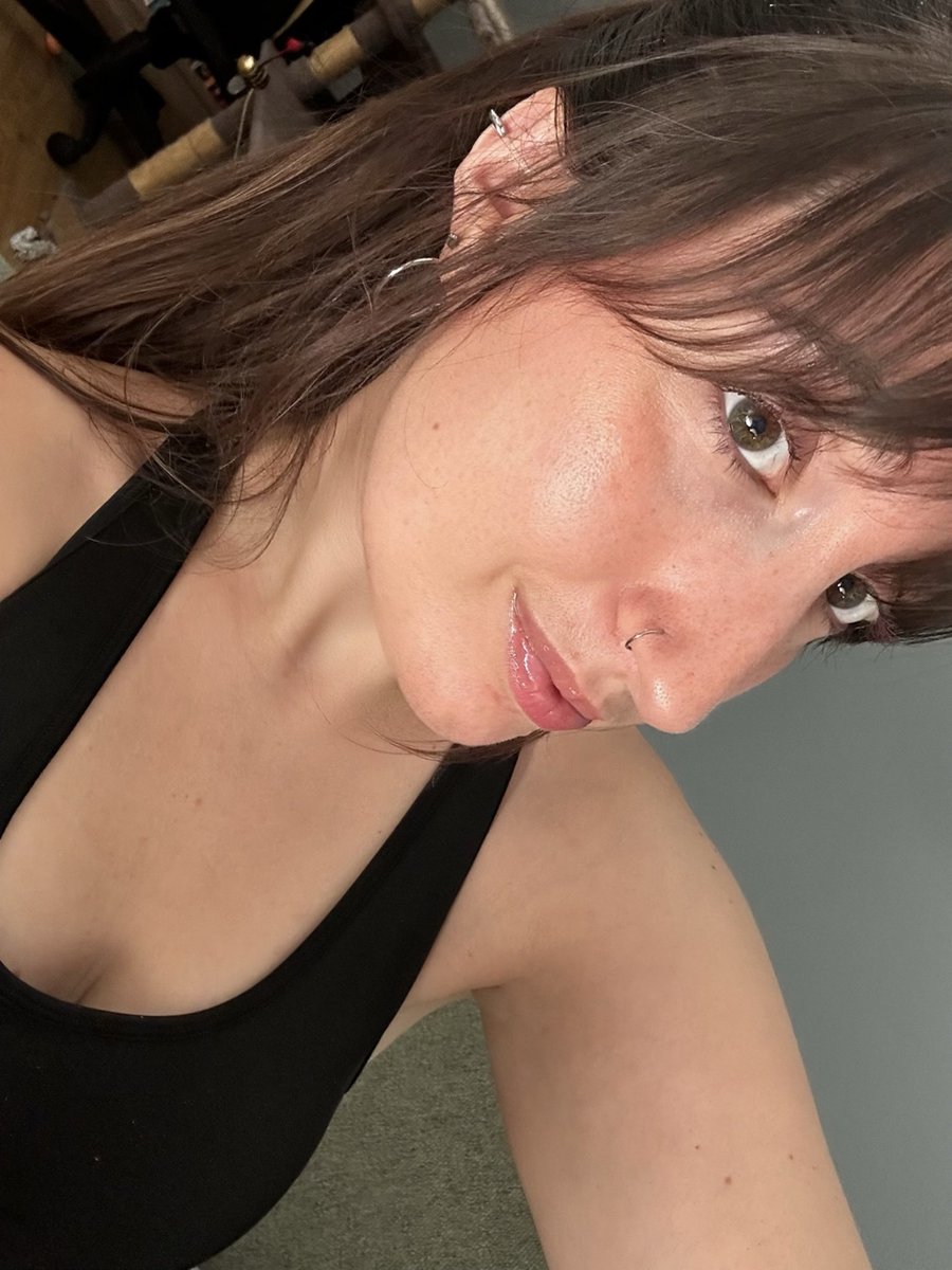 ninjalchemist's tweet photo. Fait chaud, mais bon merci pour le gloWwwW https://t.co/sI9JwqDHJk