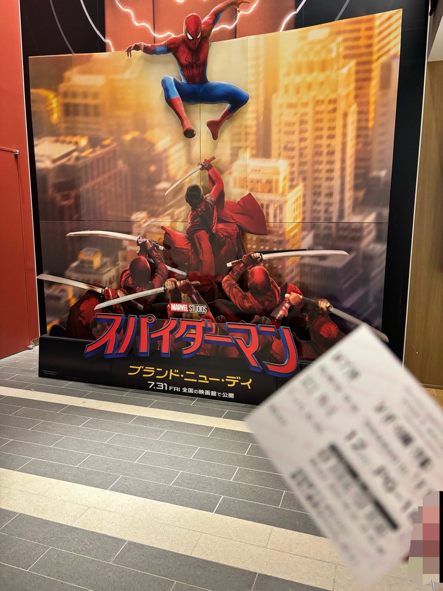 Numa262's tweet photo. スパイダーマンになってきます https://t.co/TCyY3EzvMt
