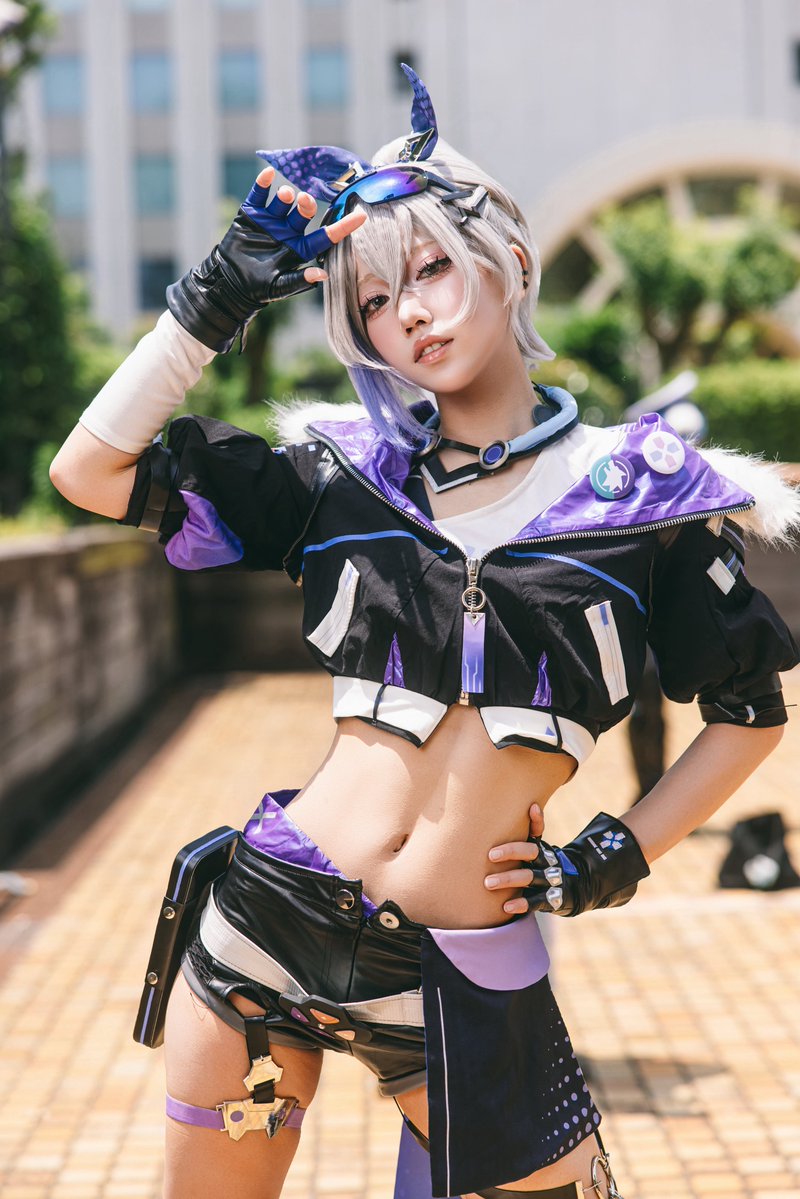 soto_teto_tato's tweet photo. 銀狼 / コスプレ https://t.co/WvdaoDKae5