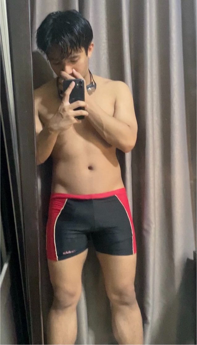 bedrestalltime's tweet photo. เล่นน้ำกัน https://t.co/Ie69Ovkmby
