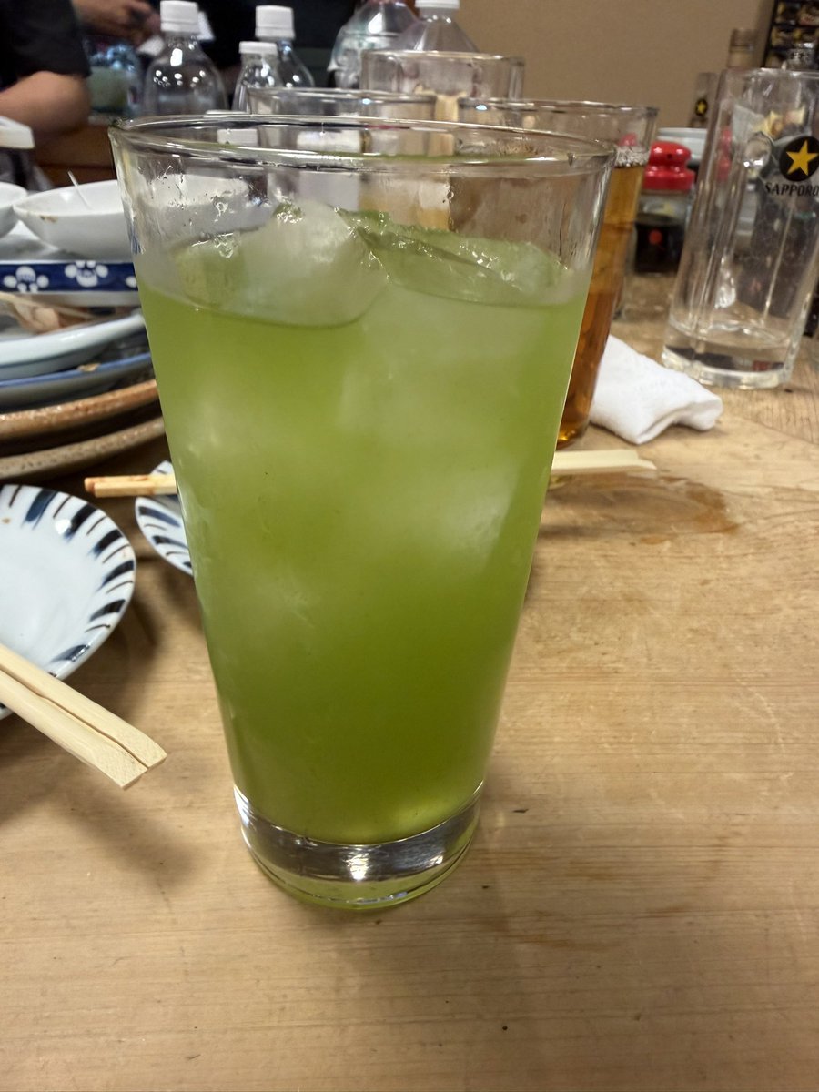 Legosw's tweet photo. 一月家

伊勢の居酒屋

枝豆
長芋のたんざく
刺身盛り合わせ
とこぶし
サザエの塩焼き
モロキュー
車海老の塩焼き
漬物盛り合わせ
たまご焼き
盆汁(夏野菜の赤出汁)
カレーライス
生ビール
レモン酎ハイ
緑茶ハイ

酎ハイが濃くて酔う
料理はどれも美味しかったし、会計が優しい https://t.co/Ug9on2rWwh