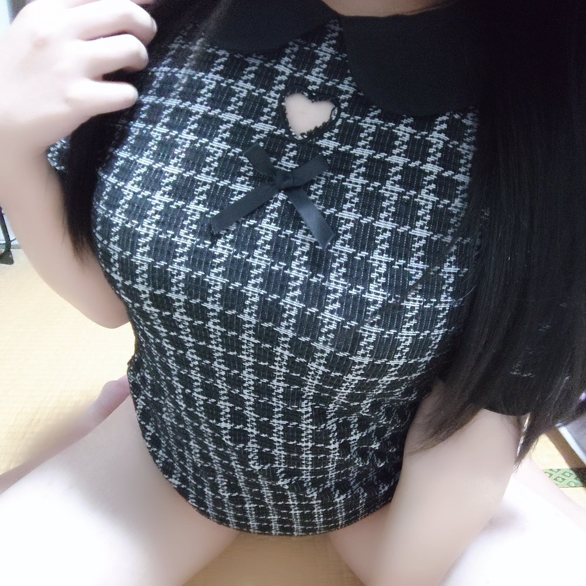 m_iy0613's tweet photo. みて〜おにゅーの服🎶🎶
 #裏アカ女子 https://t.co/q2xo7ohZDd