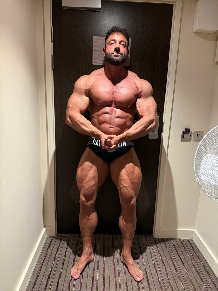 AdonisEnhanced's tweet photo. Enhanced Adonis checking in 😈 https://t.co/ei43O58FXg