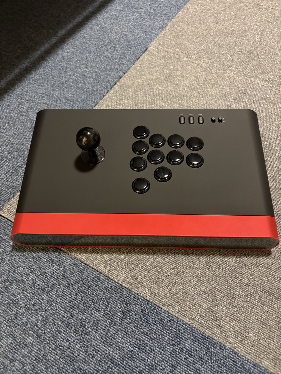 pom_Triela's tweet photo. 10年���りにゲーミングPC買い替え。REJECTアケコンも届いたのでスト6はsteam勢になります。キンバリーマスターやり直すか、新キャラか https://t.co/5XF2iWem3c