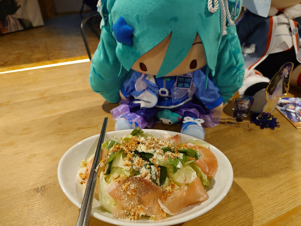 ニア猫 tweet media