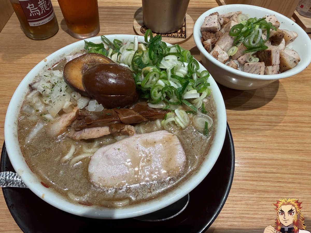 ko_ta777's tweet photo. 念願の...
うまい！うまい！
うますぎや🍜🐟 https://t.co/KsAFUnqZTE