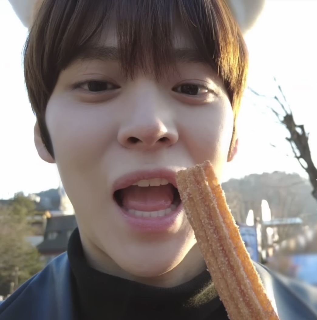eunseoklove01z's tweet photo. https://t.co/O2uC9wLLvd