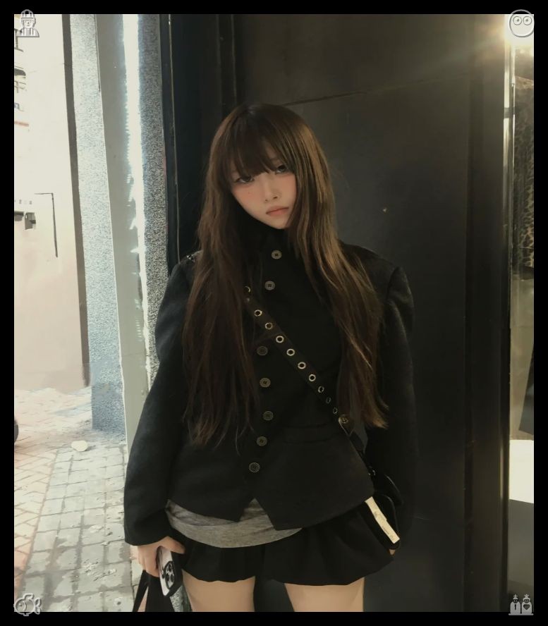 LouisVton69's tweet photo. Elara gave a nod and crouched next to Lila, their patience holding steady as the frog finally appeared, its emerald coat shining under the sun’s rays. With a soft click of the camera, Elara froze the scene: the frog, Lila’s outstretched hand inching closer, and a split second https://t.co/AYt9A8ilZw