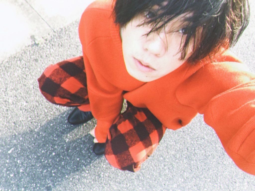 hisako610's tweet photo. ENFANTSの恵比寿リキッドルームのLIVEに行きます。松本大さんのファンです。ツアーが始まり、ファンの方たちが、たくさん投稿しています。松本大さんは、ボーカルでギターを弾いています。グッズを買いました。LIVEが楽しみです。
#enfants
#松本大
#恵比寿リキッドルーム
@pgt79 https://t.co/UR855McOyM
